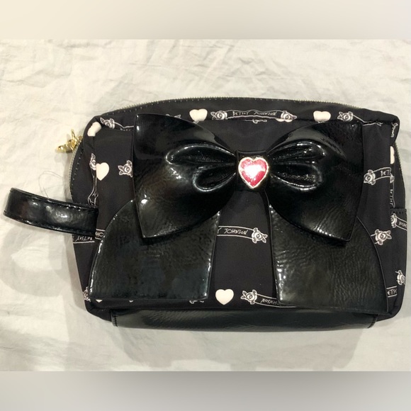 🛍️BETSEY JOHNSON Banners/Roses Cosmetic/Toiletry Travel Bg size8x7 NWTag holder - Picture 8 of 15